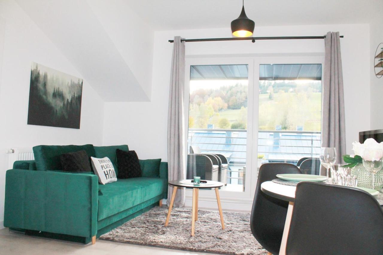 Apartamenty Ski & Fun Spokojna วีสวา ภายนอก รูปภาพ